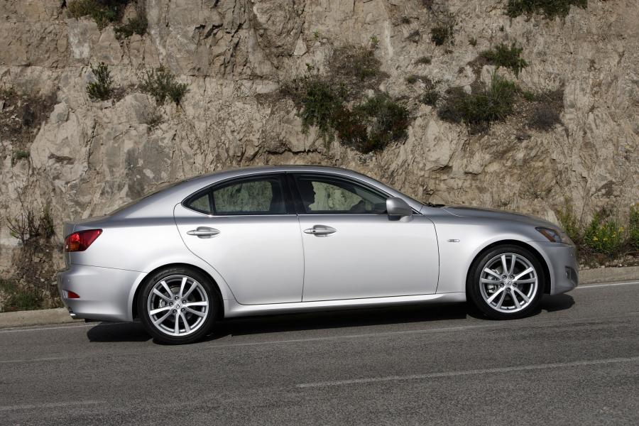  Lexus IS250 2005 года  (фото 19 из 141)